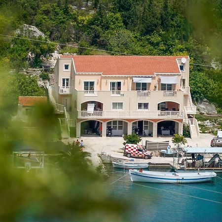 Apartmani Ponta Ston Bagian luar foto
